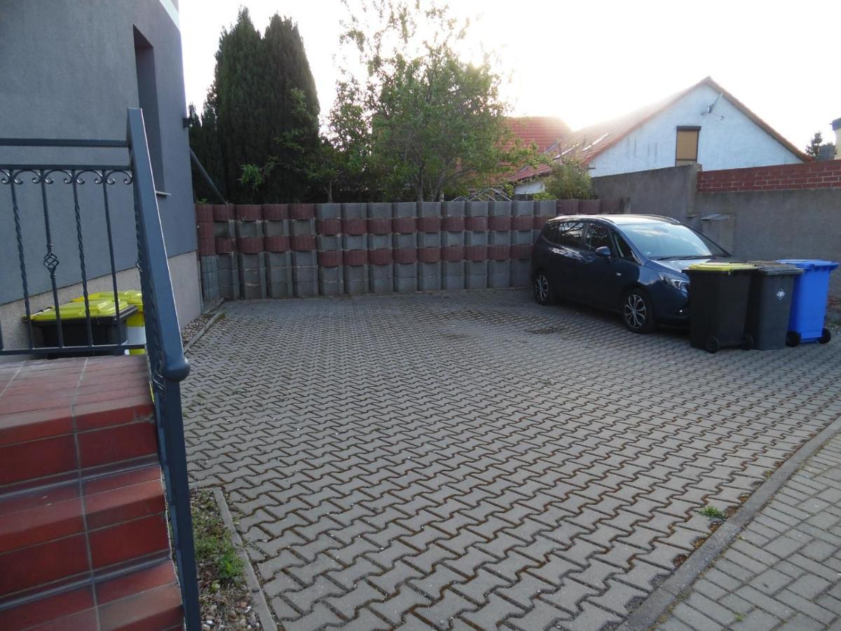 Gaestewohnung Mit Kueche Magdeburg An Der Elbe Ngoại thất bức ảnh