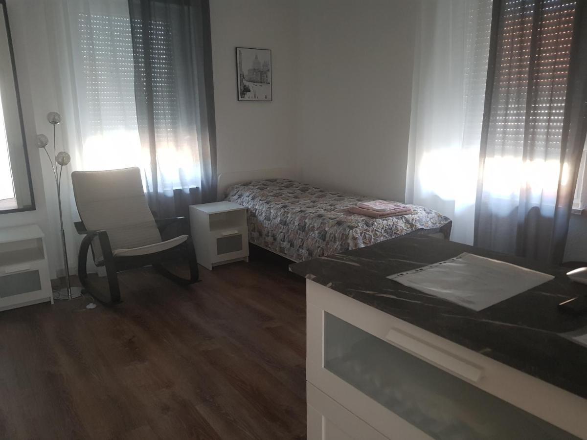Gaestewohnung Mit Kueche Magdeburg An Der Elbe Ngoại thất bức ảnh
