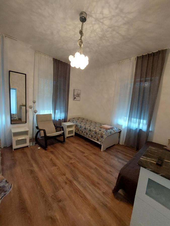 Gaestewohnung Mit Kueche Magdeburg An Der Elbe Ngoại thất bức ảnh